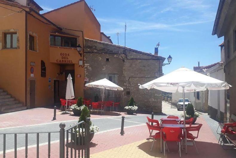 Hostal Los Ojos De Gabriel El Vallecillo Exteriör bild